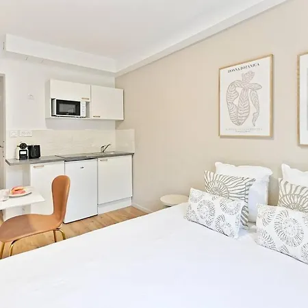 Paisible Et Calme Proche Paris Apartment