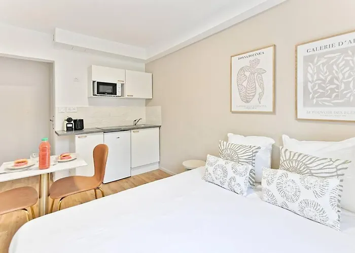Paisible Et Calme Proche Paris Apartment