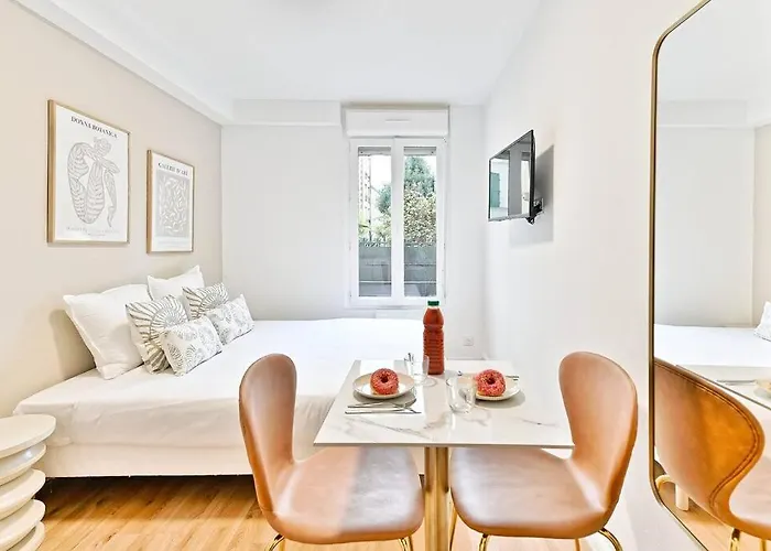 Paisible Et Calme Proche Paris Apartment *